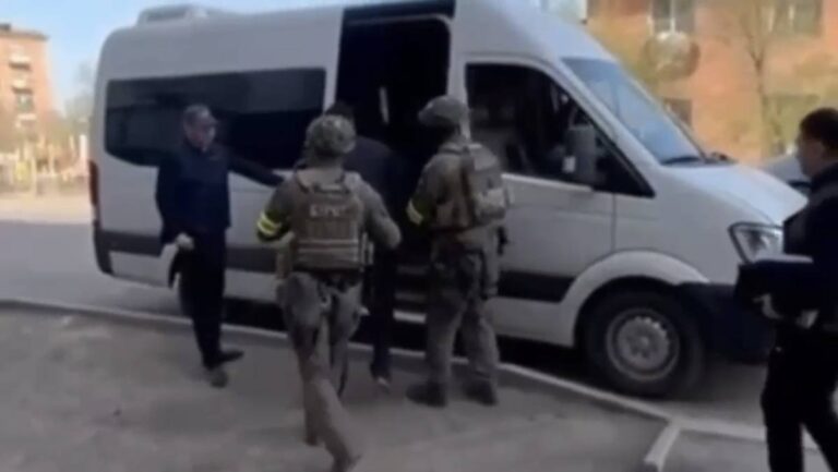 85D220C5-483A-4D4E-92E9-853274AC2818