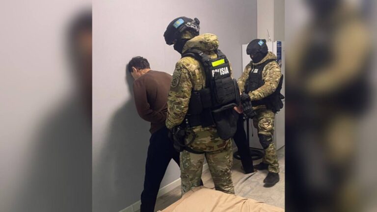 AD953055-C644-43DA-BBE2-AB94240AB622