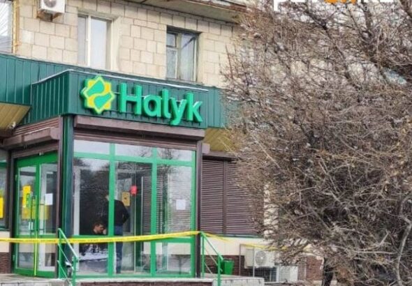 В полиции начали досудебное расследование по факту кражи. Об украденном не сообщается, передает